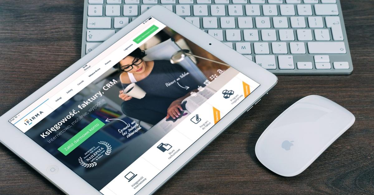 Jakie metody pomiaru efektywności strony internetowej warto zastosować?